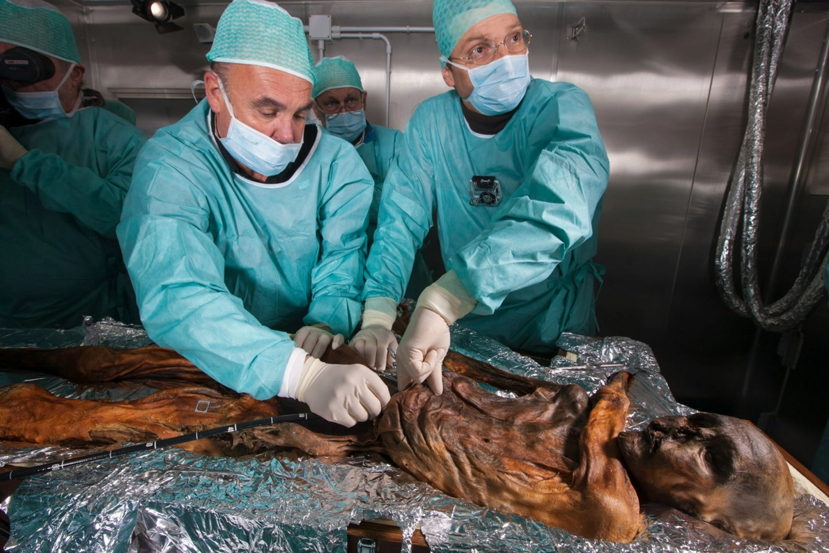 Ötzi - fonte: Natgeo – Robert Clark
